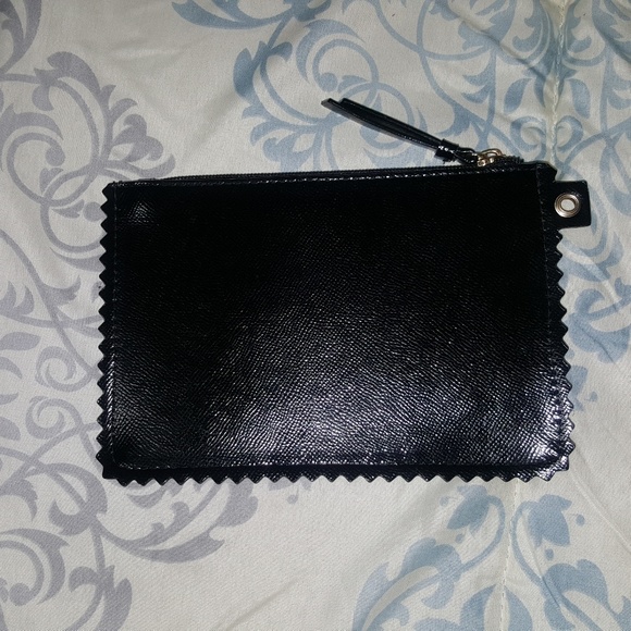 Victoria Secret black laser-cut wristlet - Picture 4 of 5